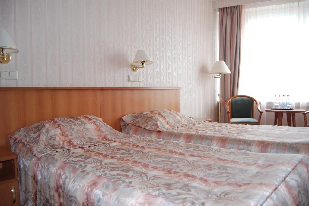 Azimut Hotel Smolenskaya Moscovo Quarto foto